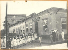 Alunos da Escola Modelo