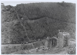 [Primeiro encontro e pilares do viaduto Santa Anna]