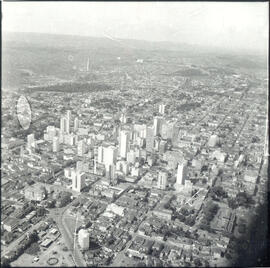 [Vista aérea da cidade]