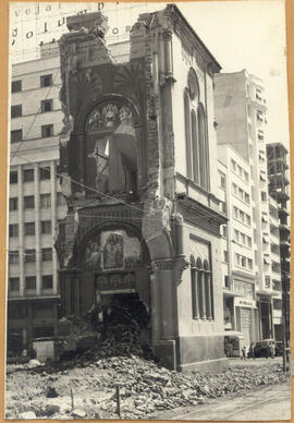 Demolição da Igreja do Rosário