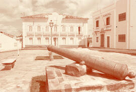 Praça Barão de Penedo e a prefeitura