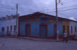 Residência à Rua Abadia