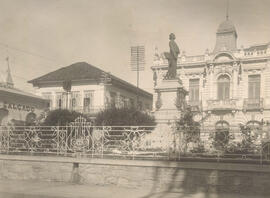 Monumento a Carlos Gomes