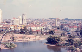 [Lago dos Cisnes]